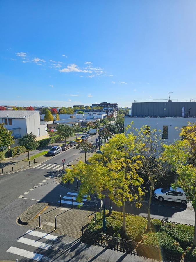Stylish Rooftop Avec Terrasse A 2Pas De Disney Paris モンテヴラン エクステリア 写真