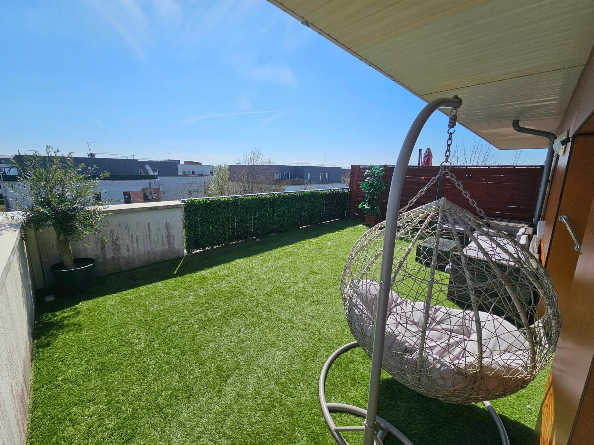 Stylish Rooftop Avec Terrasse A 2Pas De Disney Paris モンテヴラン エクステリア 写真